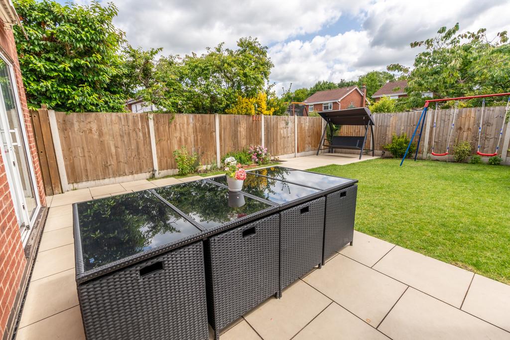 10 Barley Crescent-17