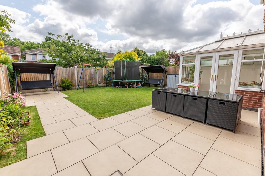 10 Barley Crescent-19