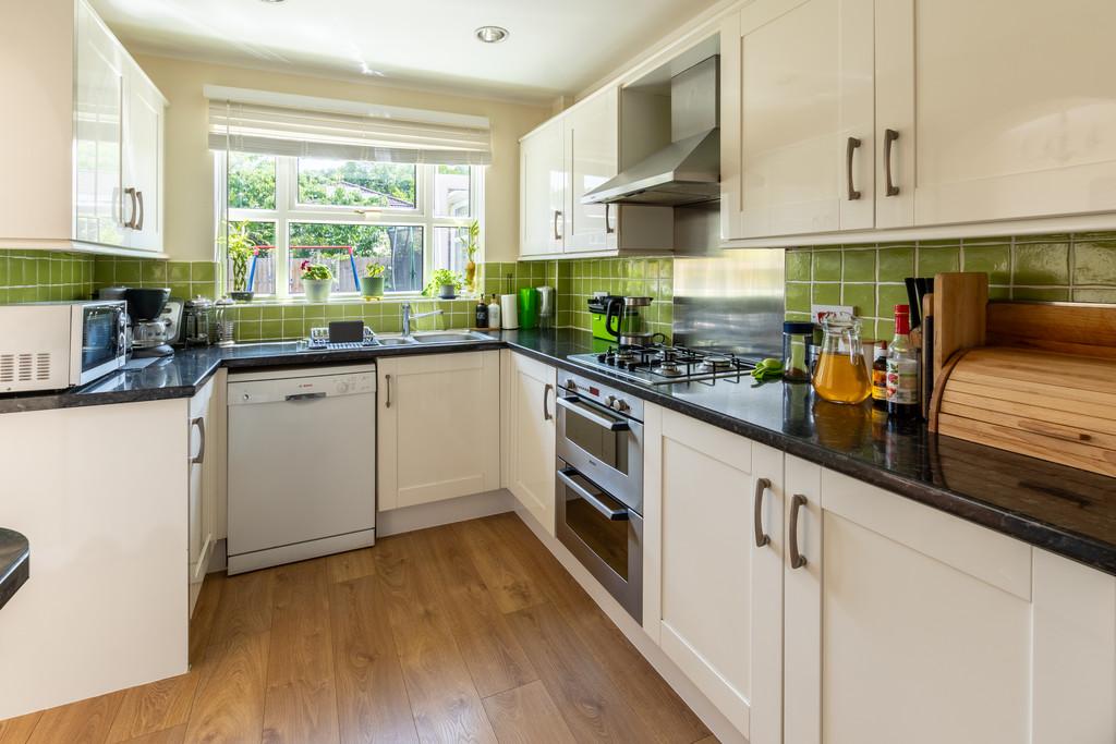 10 Barley Crescent-9