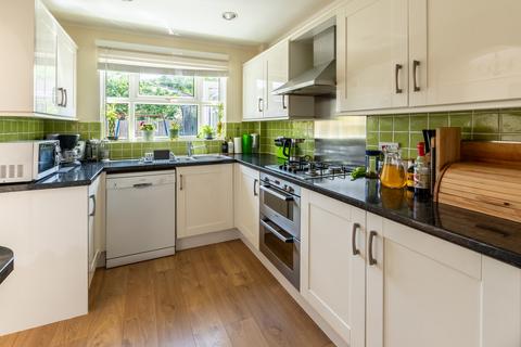 10 Barley Crescent, Long Meadow, Worcester, WR4 0HW