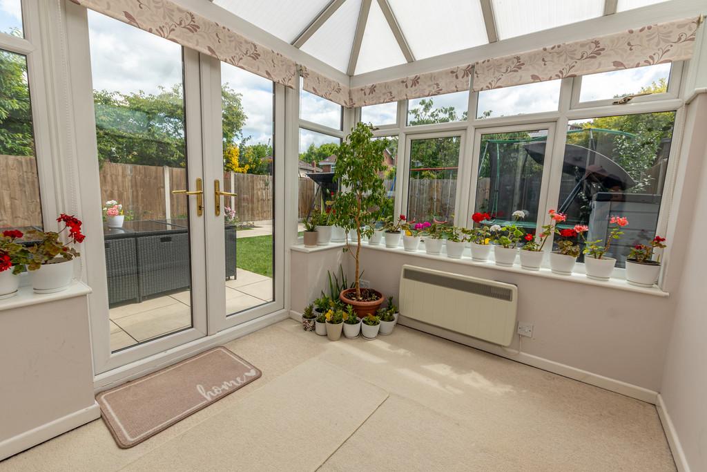 10 Barley Crescent-18