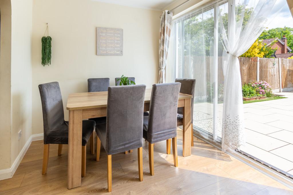 10 Barley Crescent-10