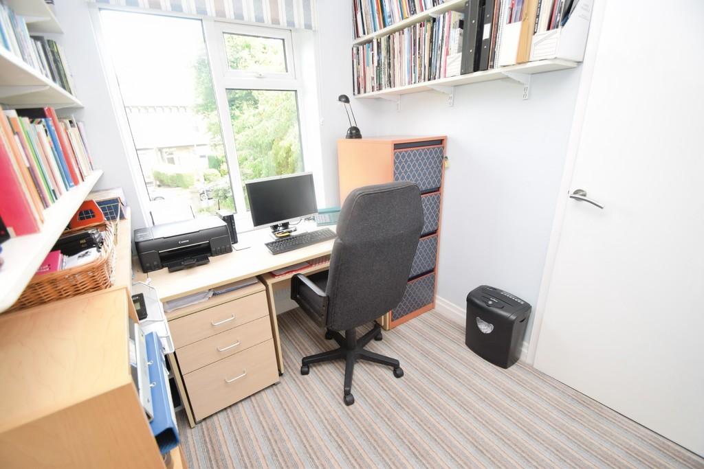 E4bc2b98-Office