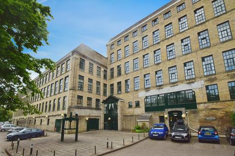 2 bedroom apartment for sale, Riverside Court, Bradford BD18