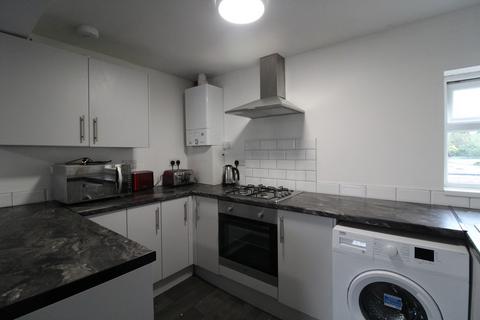 5 bedroom flat to rent, Leen Gate, Lenton