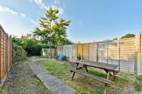 5 bedroom terraced house to rent, Etta Street, Deptford SE8