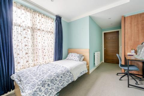 2 bedroom flat for sale, Clerkenwell Green, Clerkenwell, London, EC1R