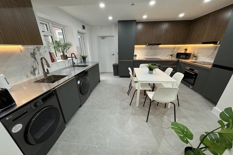1 bedroom in a house share to rent, Sky Point One, Chilwell Road, Beeston, NG9 1EJ
