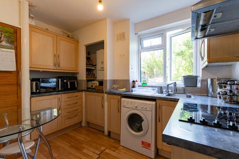 2 bedroom apartment for sale, Oakdale Road, London SW16