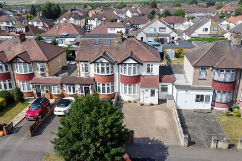3 bedroom semi-detached house for sale, Wennington Road, Rainham RM13
