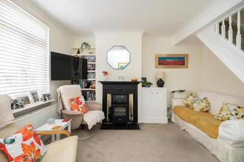 25 Oakdene Road, Brockham, Betchworth, RH3 7JU