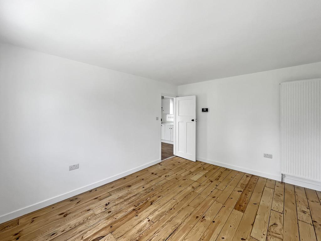 Living room (2)