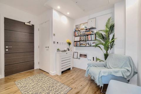 3 bedroom flat for sale, Theobald Heights, Woolwich, London, SE18