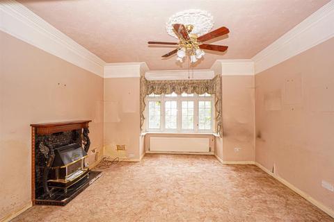 6 bedroom detached house for sale, St. Helens Park Road, Hastings
