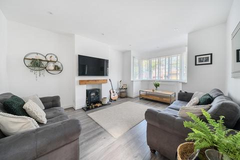 73 Hawkhurst Way, West Wickham, BR4 9PE