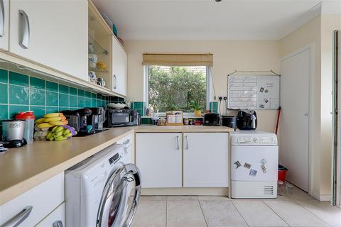 43 Ashurst Way, East Preston, Littlehampton, BN16 1AQ