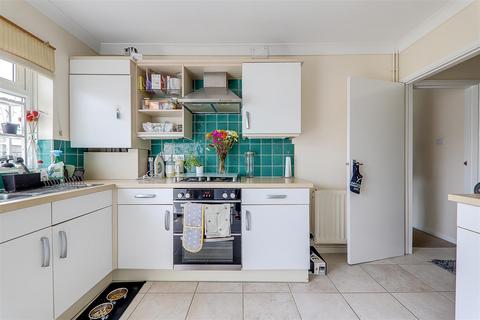 43 Ashurst Way, East Preston, Littlehampton, BN16 1AQ