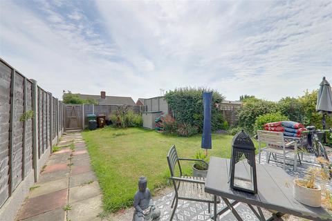 43 Ashurst Way, East Preston, Littlehampton, BN16 1AQ