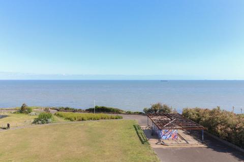 2 bedroom flat for sale, Ethelbert Crescent, Margate, Kent, CT9