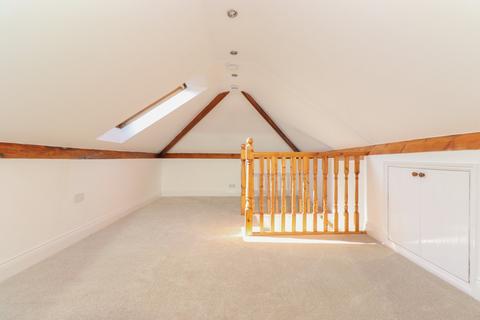 2 bedroom flat for sale, Ethelbert Crescent, Margate, Kent, CT9
