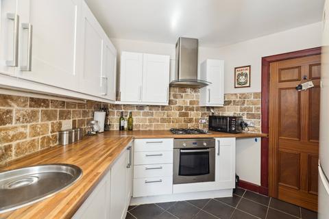 6 Menock Road, Glasgow, G44 5UR