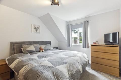 6 Menock Road, Glasgow, G44 5UR