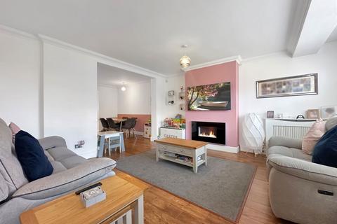 13 Jefferies Way, Stanford-le-hope, SS17 7DT
