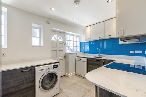 2 bedroom house for sale, Richmond Hill Court, Richmond, Surrey