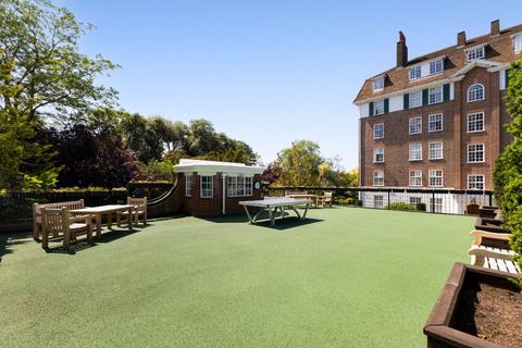 2 bedroom flat for sale, Richmond Hill Court, Richmond, Surrey