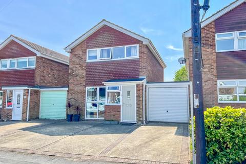 6 Eastfield Road, Keelby, Grimsby, DN41 8JE