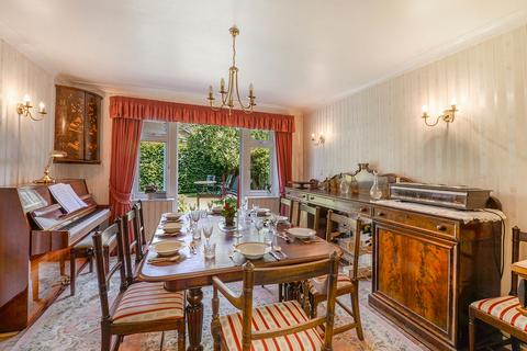 4 bedroom detached house for sale, Dry Hill Road, Tonbridge, TN9