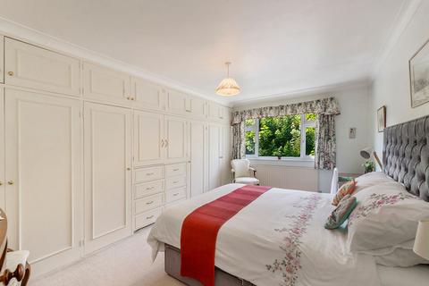 4 bedroom detached house for sale, Dry Hill Road, Tonbridge, TN9