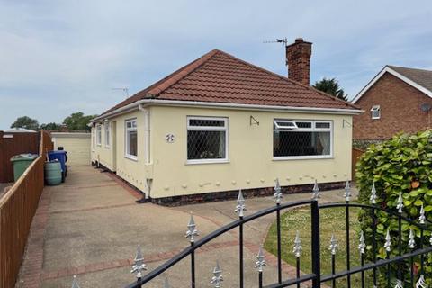 2 bedroom detached bungalow for sale, MANOR DRIVE, WALTHAM