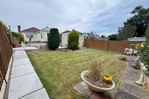 undefined, MANOR DRIVE, WALTHAM