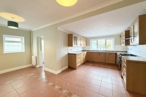 undefined, Usk View, Govilon