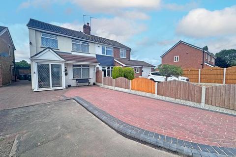 3 bedroom semi-detached house for sale, Bartlett Close, TIPTON, DY4 0BU