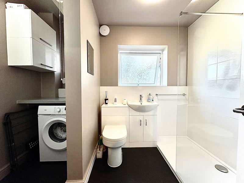 Shower room/utility