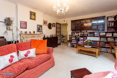 2 bedroom apartment for sale, Sherford Road, Taunton