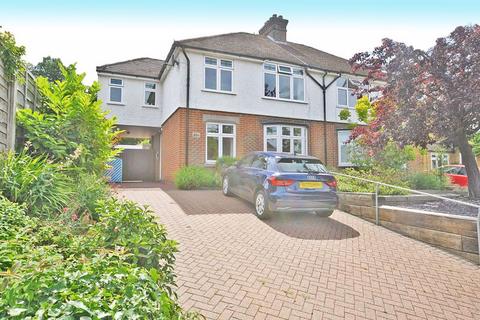 4 bedroom semi-detached house for sale, Penenden Heath Road, Maidstone