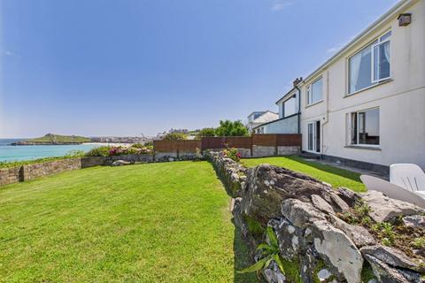 undefined, Beach Road, St. Ives TR26