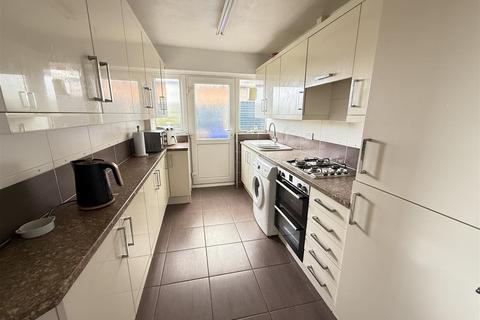 3 bedroom detached bungalow for sale, Dalebrook Road, Burton-On-Trent DE15