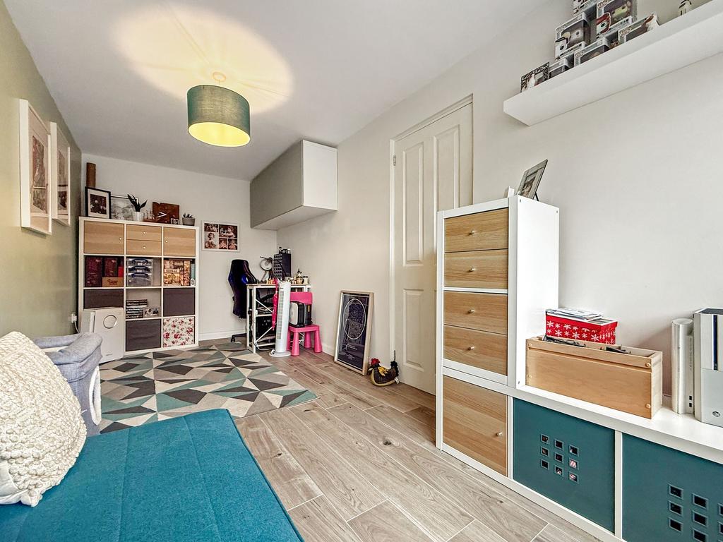 Play Room/Office/Bedroom 4