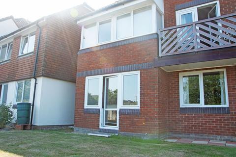 1 bedroom flat for sale, Brinton Lane, Hythe, SO45