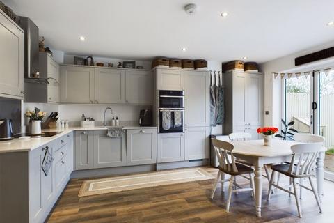 undefined, 10 Station Drive, Wragby