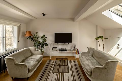 2 bedroom apartment to rent, Weymouth Mews, Marylebone W1G