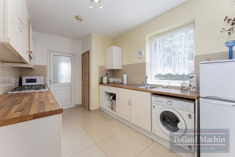 22 Clyde Avenue, South Croydon, CR2 9DS