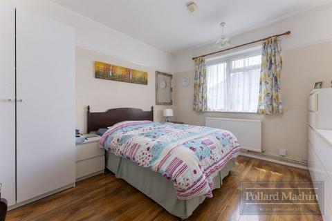 22 Clyde Avenue, South Croydon, CR2 9DS