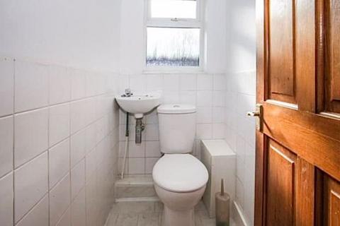 12 Kingston Road, Luton, LU2 7RY