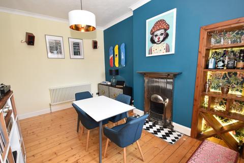 33 Walkerburn Road, Glasgow, G52 3HY