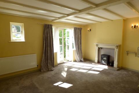 3 bedroom end of terrace house to rent, Church Terrace, Bures. CO8 5ED